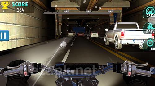 Moto racing: Traffic rider
